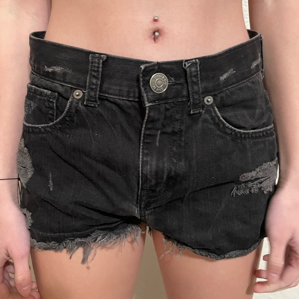 black distressed jean shorts
